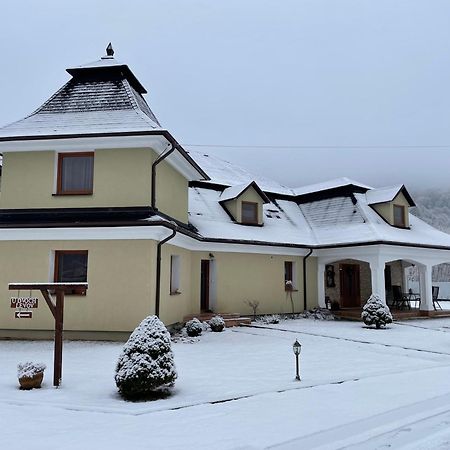 Penzión U dvoch levov Oravsky Podzamok Exterior foto
