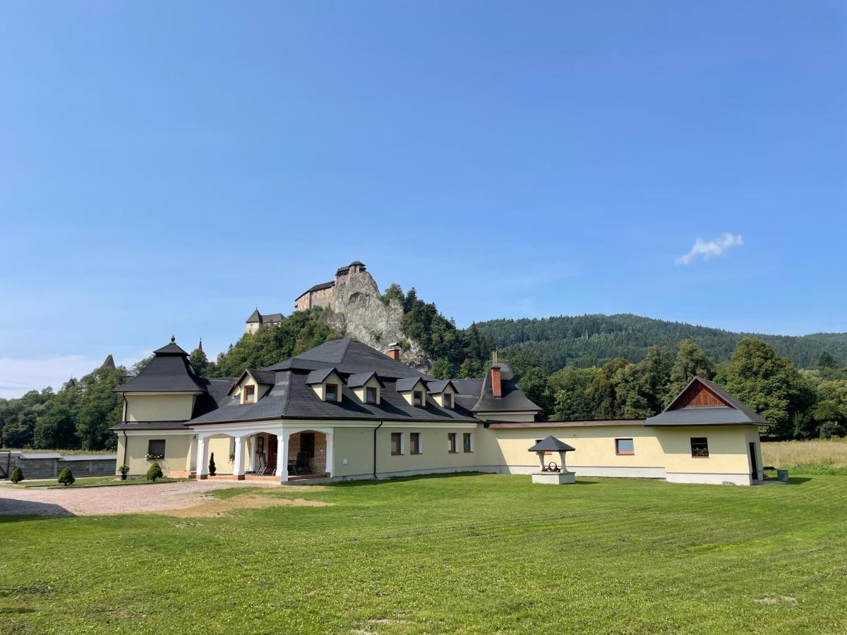Penzión U dvoch levov Oravsky Podzamok Exterior foto